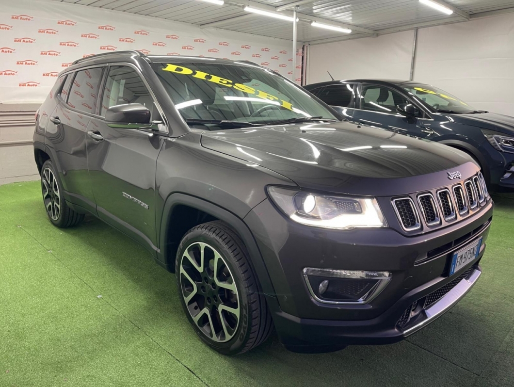 JEEP COMPASS..